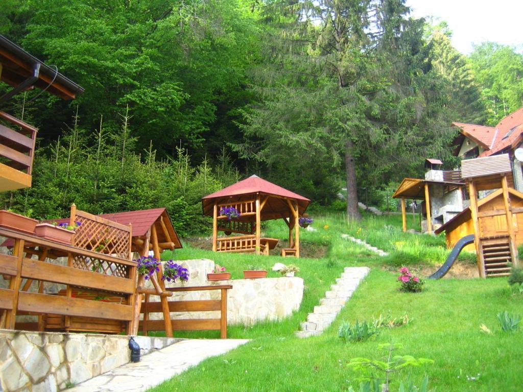 Casa Anca Boutique Hotel Timisu de Jos Dış mekan fotoğraf